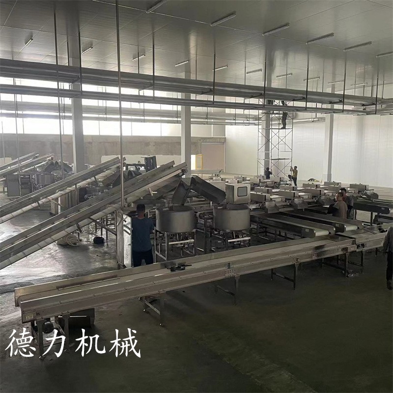 德力爬坡输送机茶叶粉末上料注塑传送带裙边生物颗粒破碎机图2