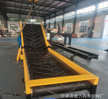 移动装卸水泥折叠输送机小型传输带楼梯传送机轻型装车黑色橡胶带图2
