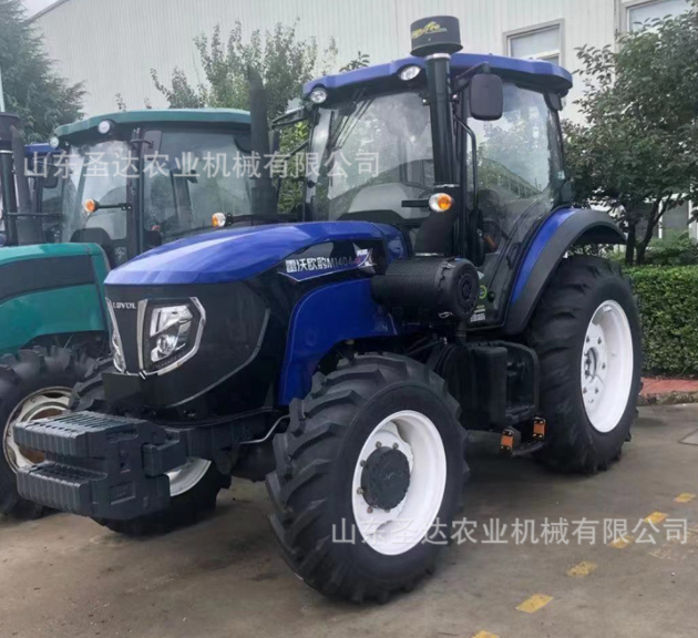 农用四驱拖拉机 雷沃1204大桥多缸拖拉机 低矮大棚管理拖拉机图1