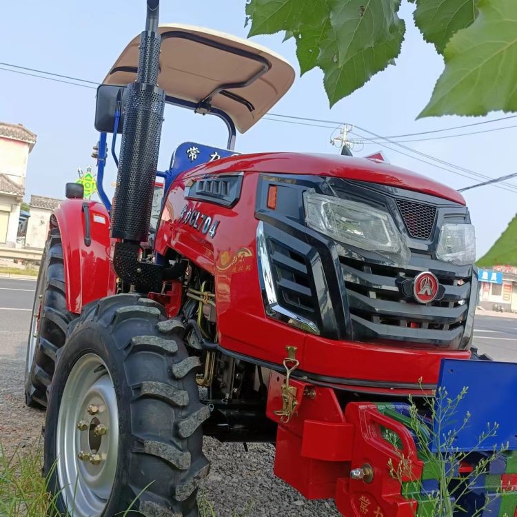 504农用四驱多缸拖拉机常力704大棚王农田地头耕整用补贴拖拉机图2