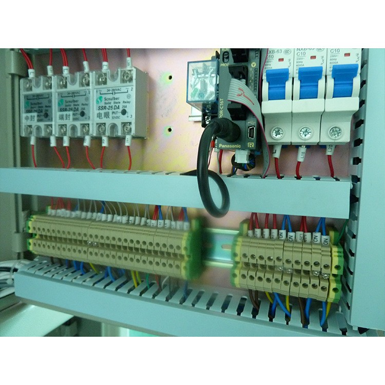 厂家供应面包包装机DK360自动充气双变频法式小面包包装机械设备图2