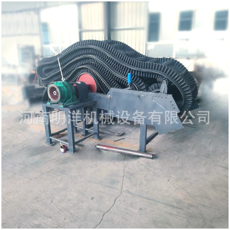 爬坡式大倾角皮带输送机全封闭式口罩输送设备 明洋机械图3