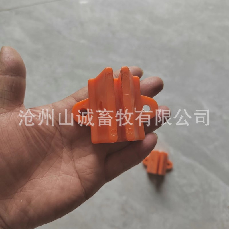 漏粪板支撑梁底座塑料底座梁底座羊床梁底座支撑梁底座羊舍专用图2