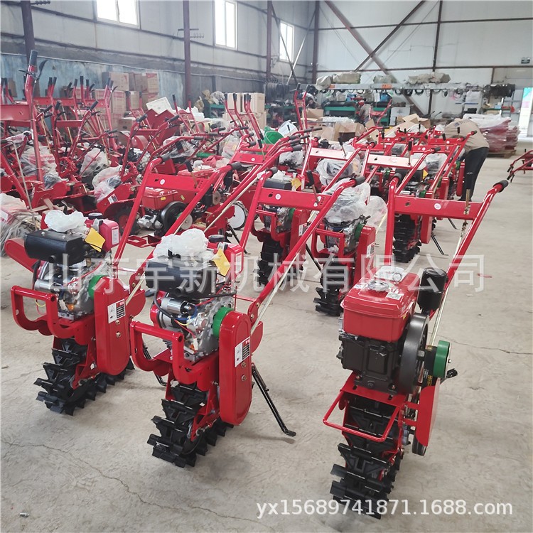 小型坡地履带犁田机 履带式手扶犁地机 链轨式微耕机图2