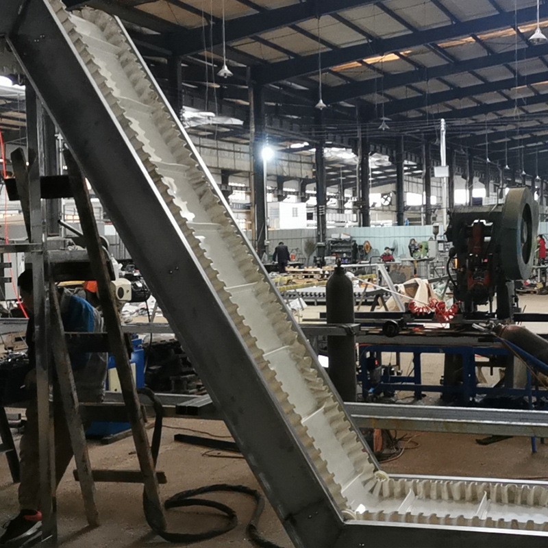 不锈钢皮带提升机物料爬坡机食品输送带流水线传送机裙边输送机图4