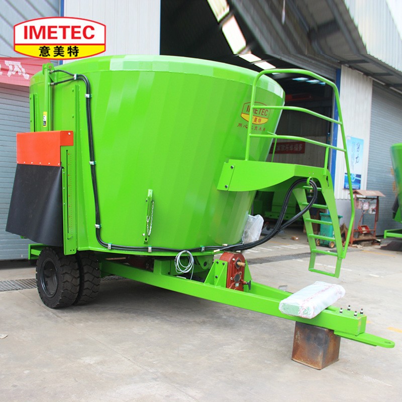 立式牵引搅拌机 立式tmr饲料混合机 牵引式饲料粉碎搅拌机图3