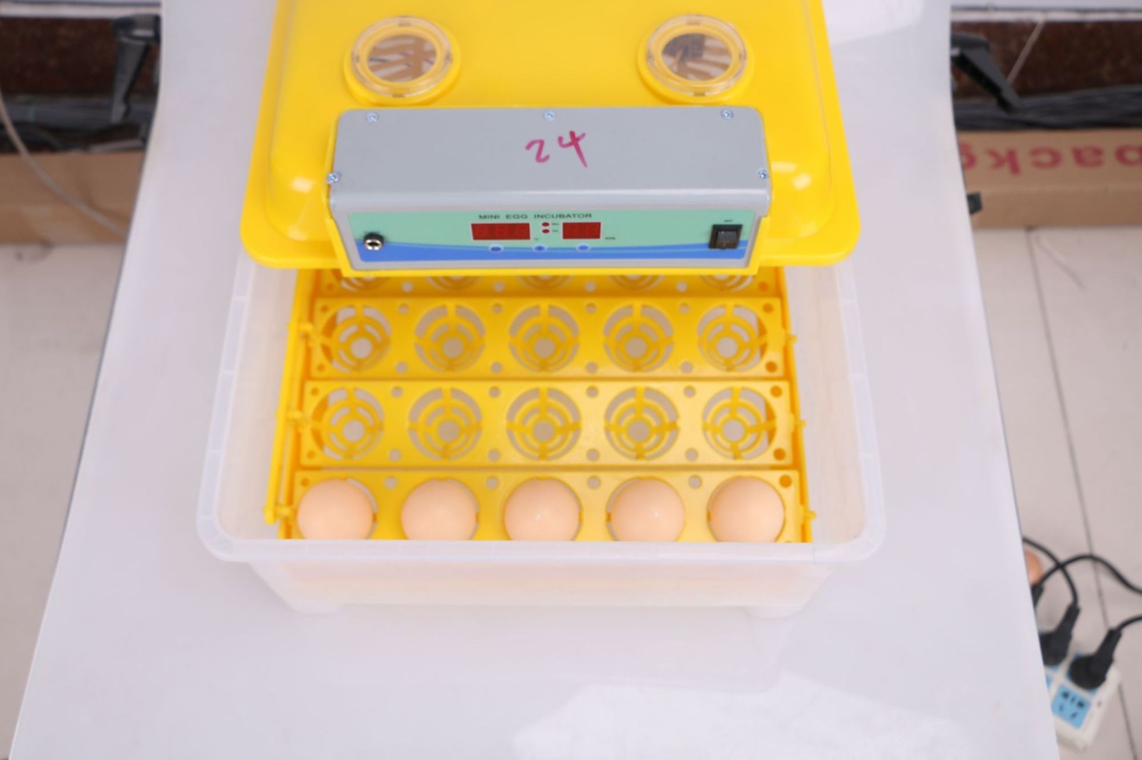 全自动孵化机家用商用鸡鸭鹅孵化器48枚小型卵蛋箱控温孵蛋器图4