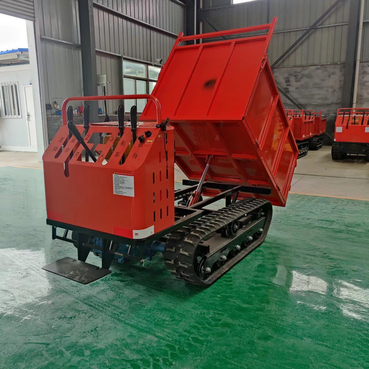 手扶式履带运输车 工程农用履带拖拉机 小型机械爬山虎履带运输车图5