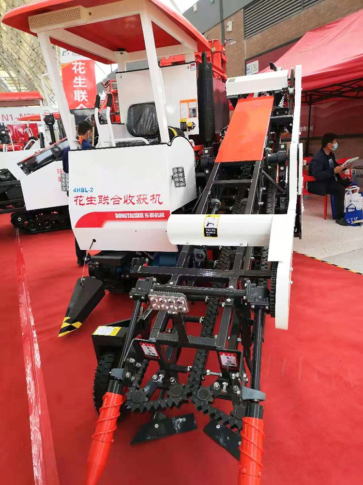 湛江花生收获机 联合收割机 花生收获摘果一体机 拔花生机图4