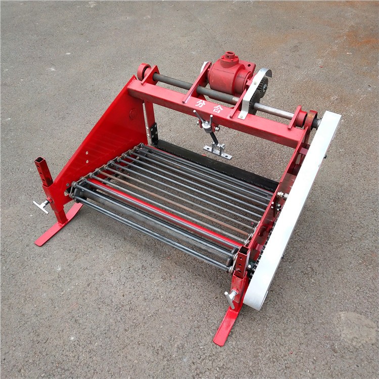 新款小型挖地蛋收获机 土豆收获机 手扶配套薯类机型号图5