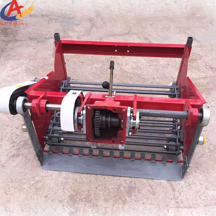 地下果实收获机 马铃薯 地瓜 洋芋收割机 拖拉机带洋芋收获机图2