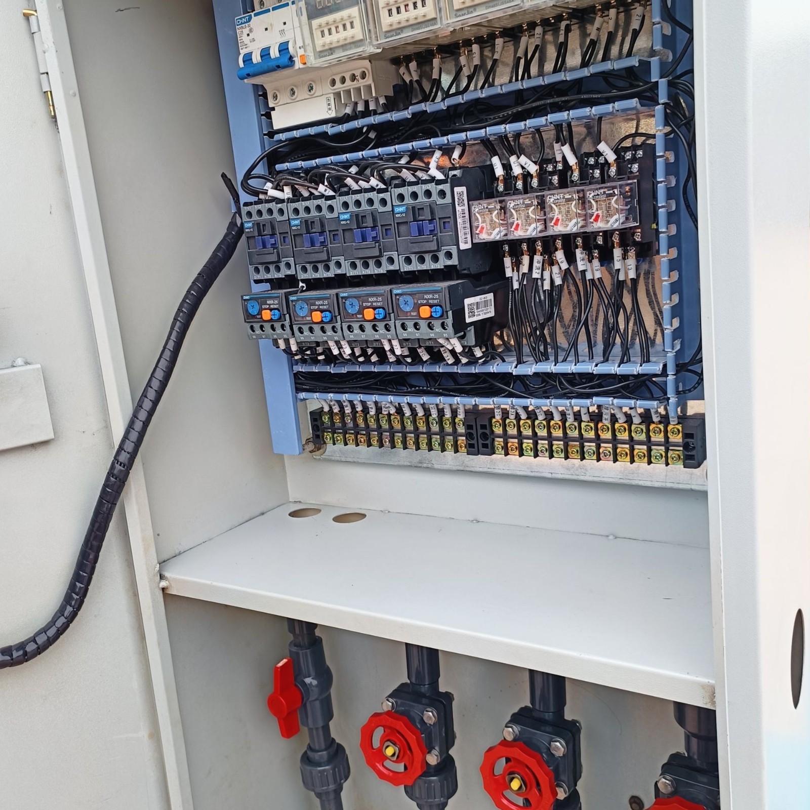 离心网式全自动水肥一体机蔬菜大棚滴灌农业节水钢制水肥一体机图3