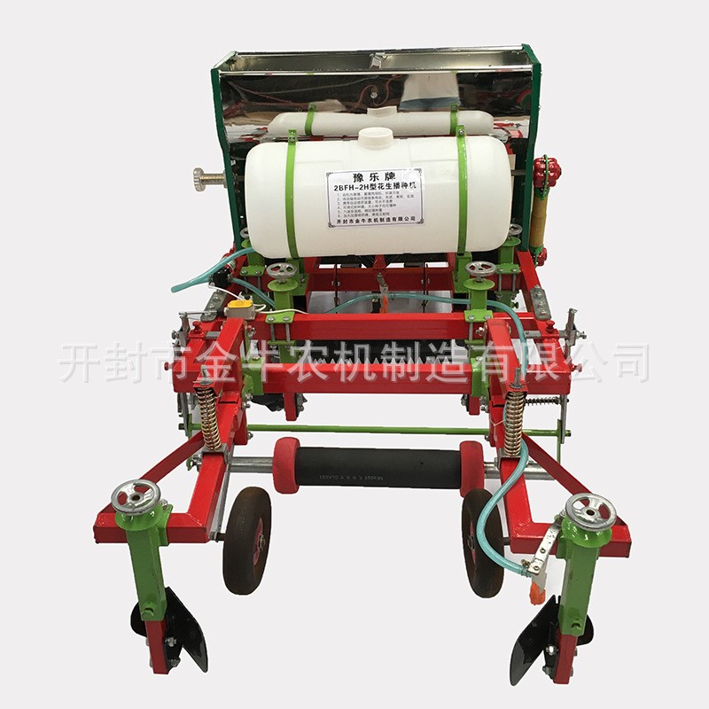 定制两行带肥箱花生播种机 农用花生播种机小型 花生起垄播种机图5