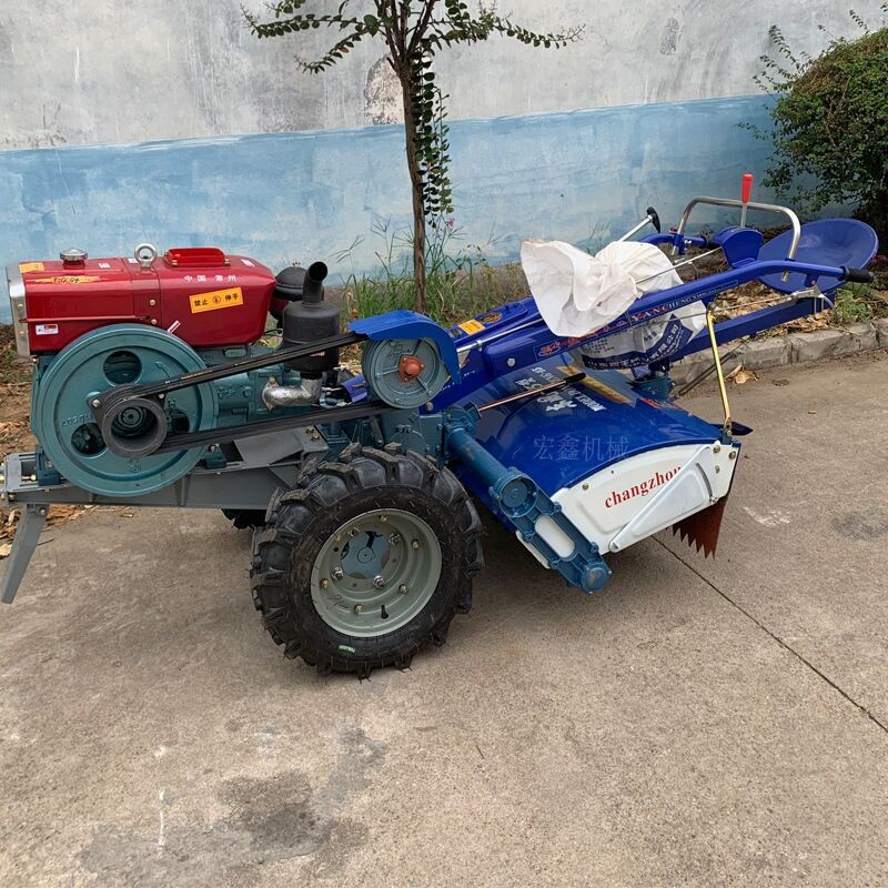 12马力手扶拖拉机 农田果园手扶拖拉机 水田铁轮打地机参数图3