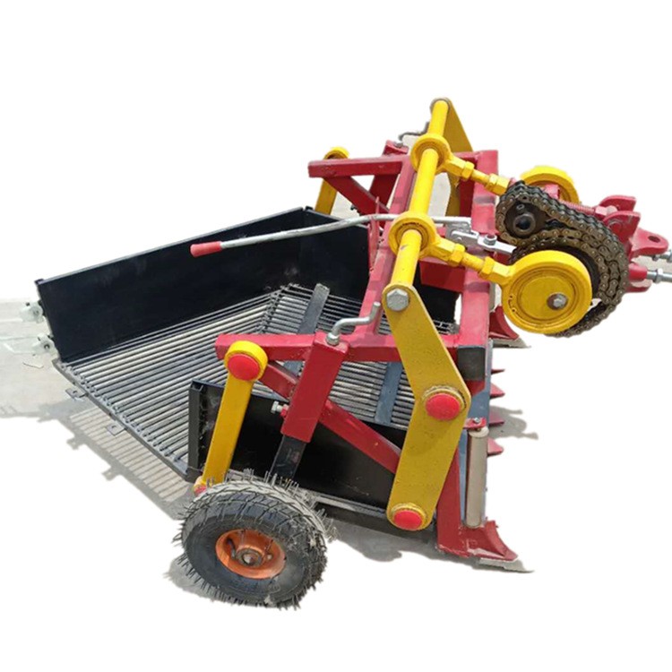 新型耐用多功能手扶拖拉机带花生收割机 震动晃筛式多功能收获机图5