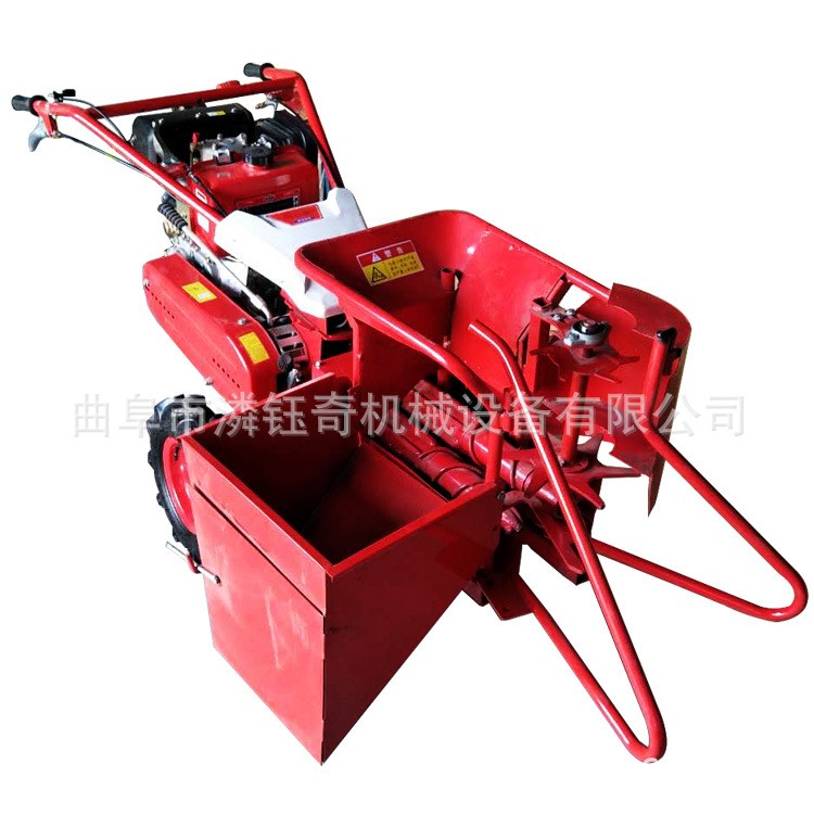 热销单行玉米收获机 小型家用掰苞米机 手扶前置玉米收获机图1