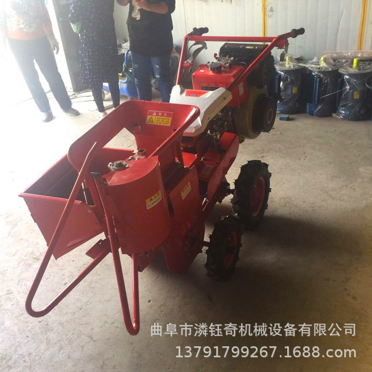 柴油玉米收获机