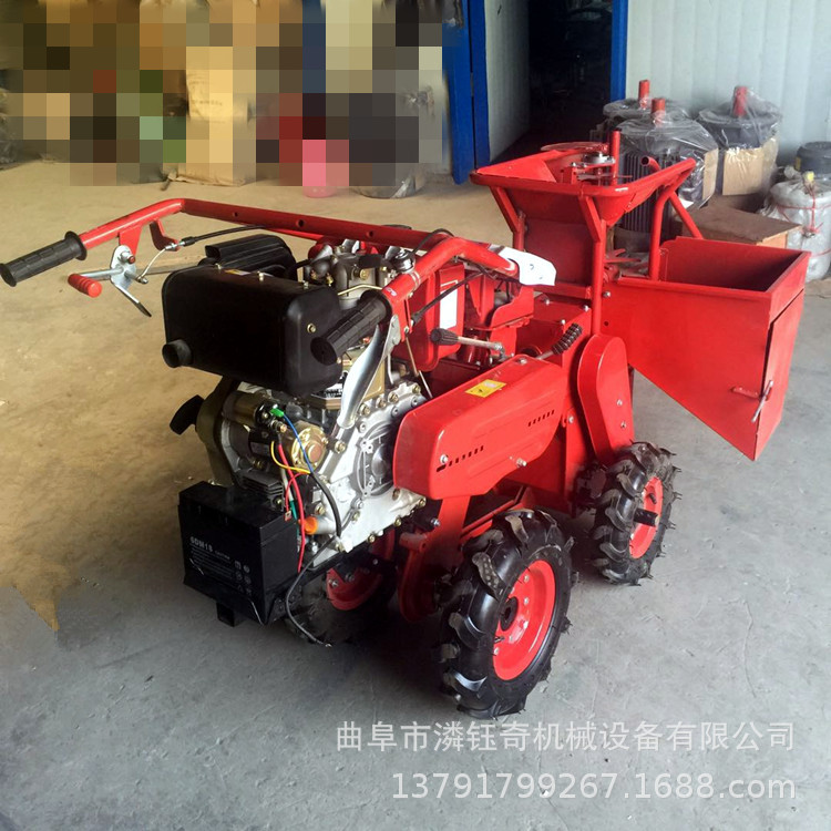 手扶玉米收获机