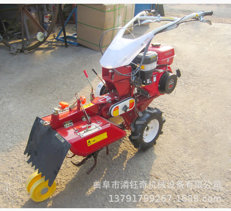 小型培土管理机