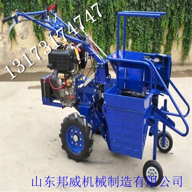 四川两行玉米收获机 单缸四轮带玉米剥皮收割机厂家直销图5