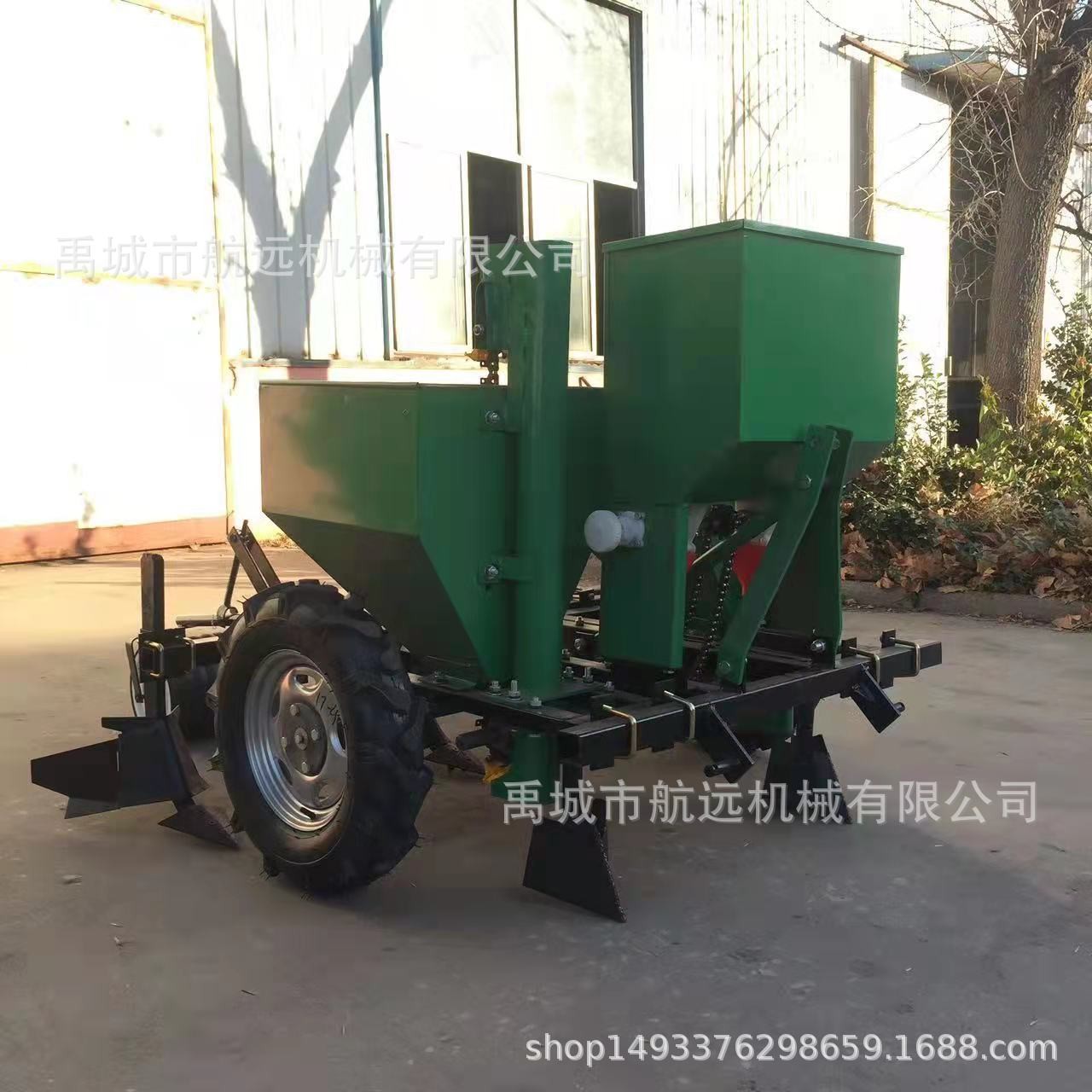 新款双垄双行的土豆施肥播种机 行距65-80cm的马铃薯起垄种植机图3