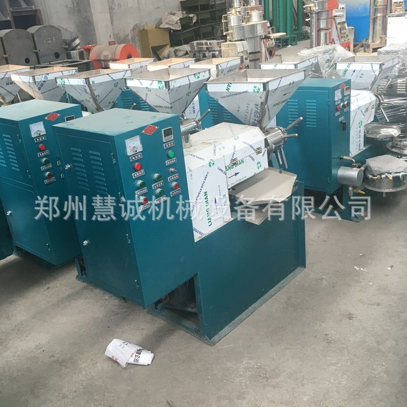 中型油坊螺旋榨油机 100型全自动橡胶籽榨油机 商用柑橘籽榨油机图2
