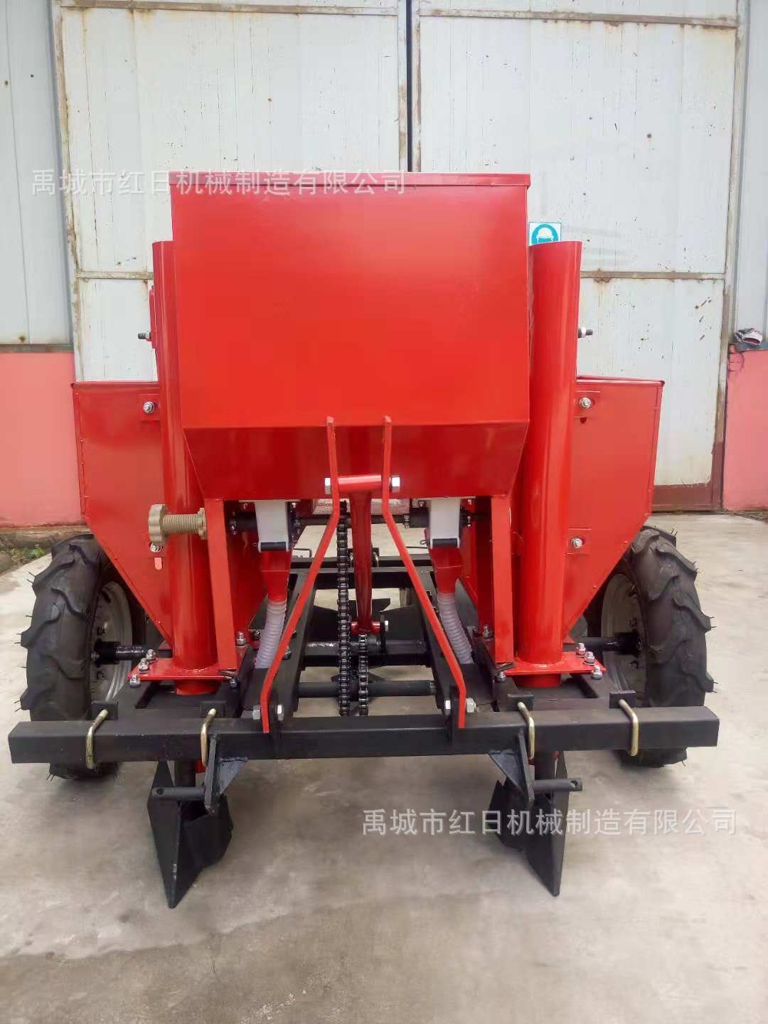 2CM-2土豆种植机 双行马铃薯起垄覆膜播种机 红日地瓜种植机图4