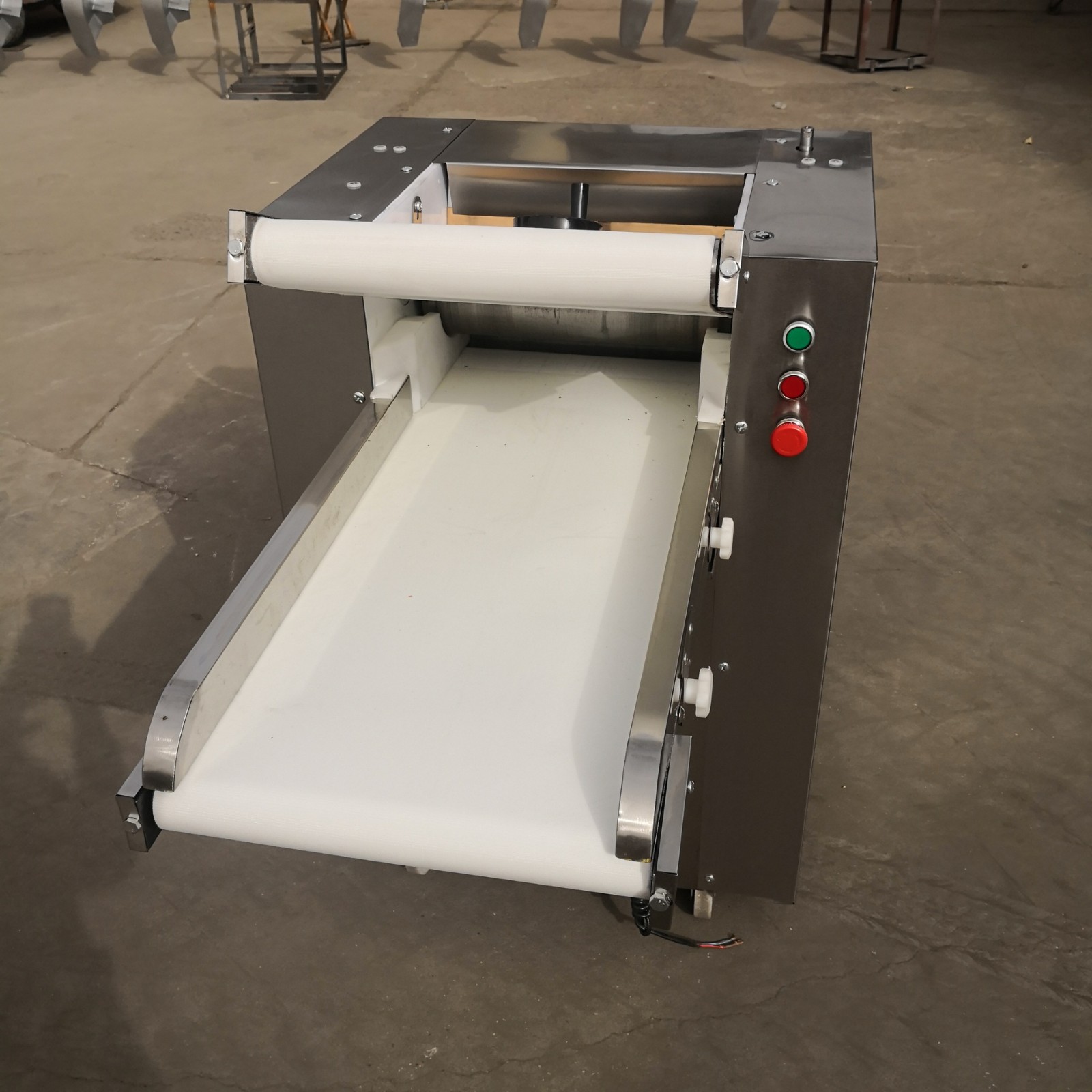 商用350压面机 全自动馒头揉面机 小型不锈钢折叠压面揉面机图4