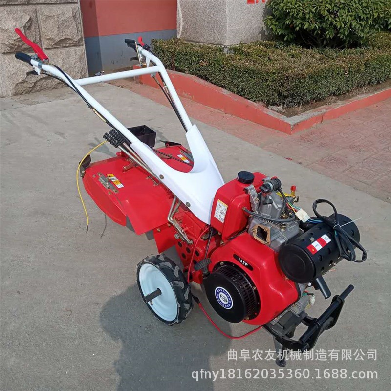 四驱汽油柴油微耕机多功能自走式旋耕机小型松土耕地开沟回填机图4