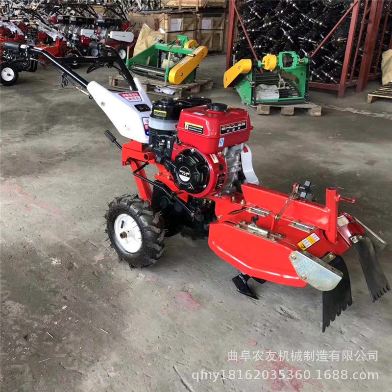 四驱汽油柴油微耕机多功能自走式旋耕机小型松土耕地开沟回填机图2