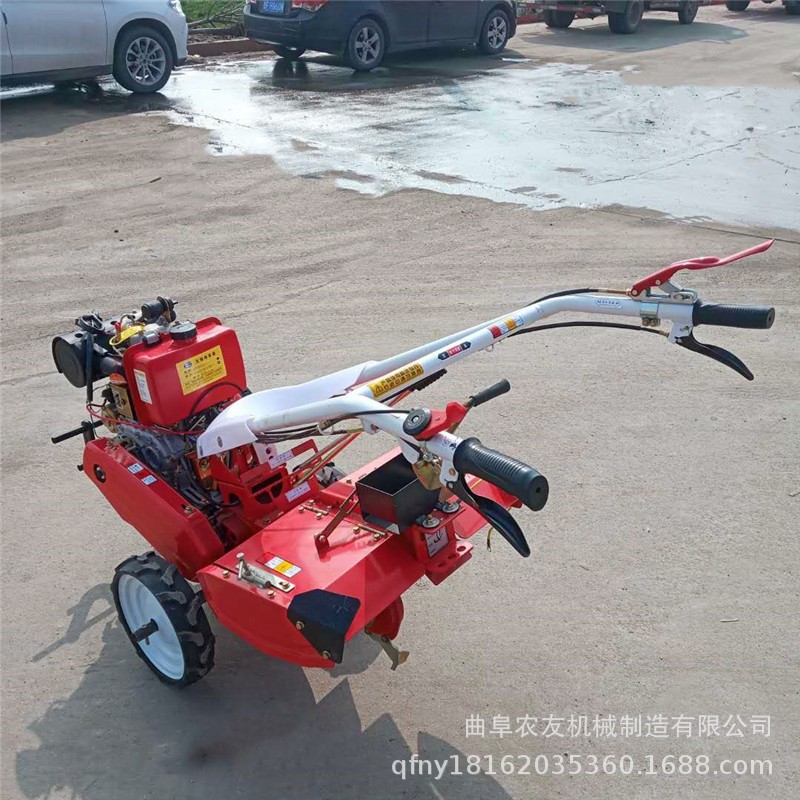 四驱汽油柴油微耕机多功能自走式旋耕机小型松土耕地开沟回填机图3