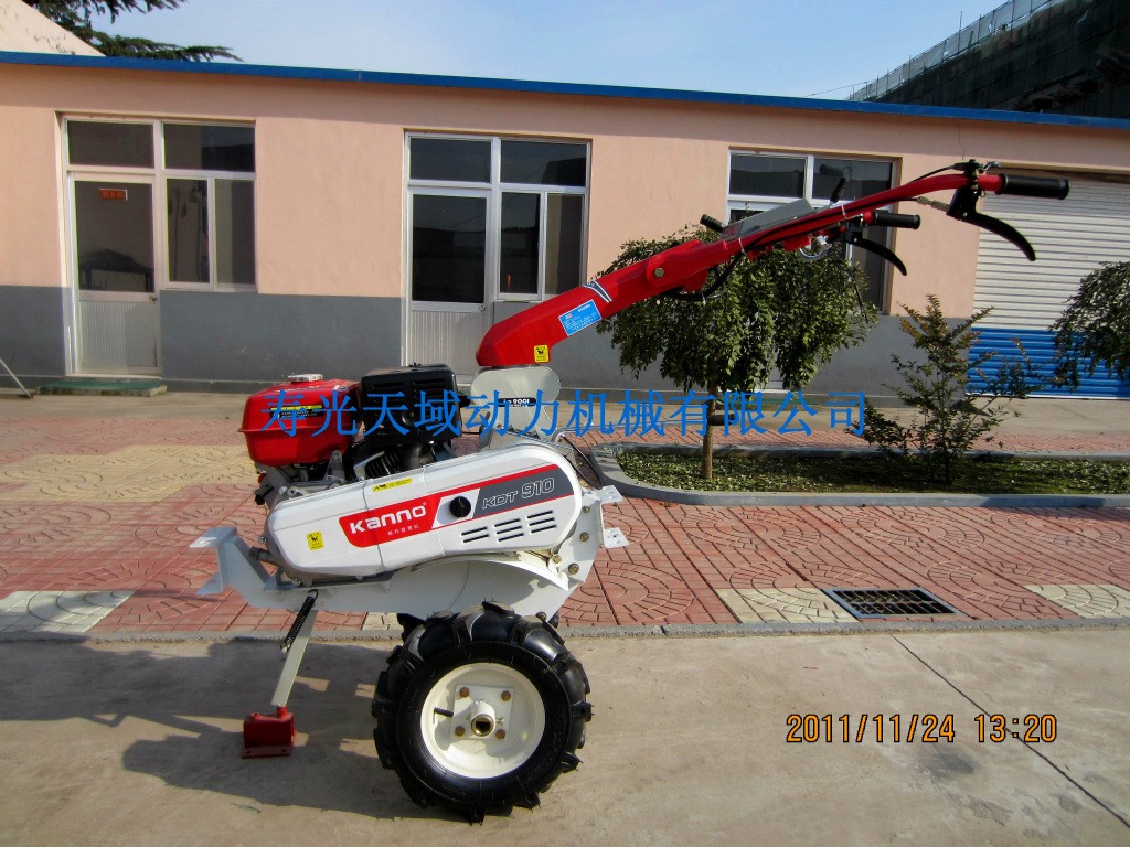 定制 新款四驱乘坐式旋耕机图4