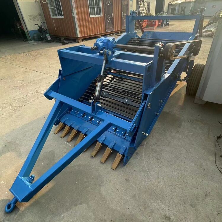 宏鑫供应挖红薯洋芋机器 全自动地瓜平地收获机 小型地瓜收获机图2