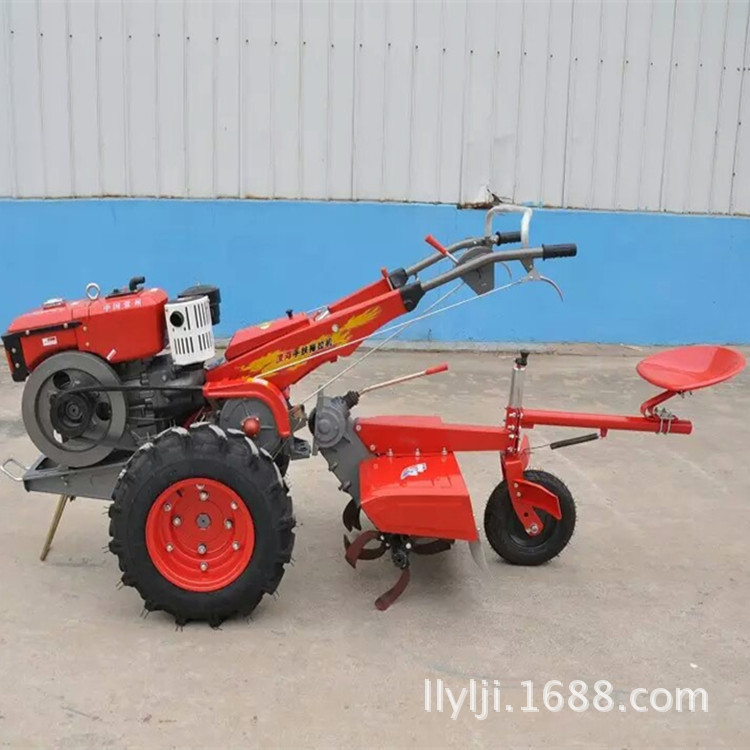 带坐柴油旋耕机