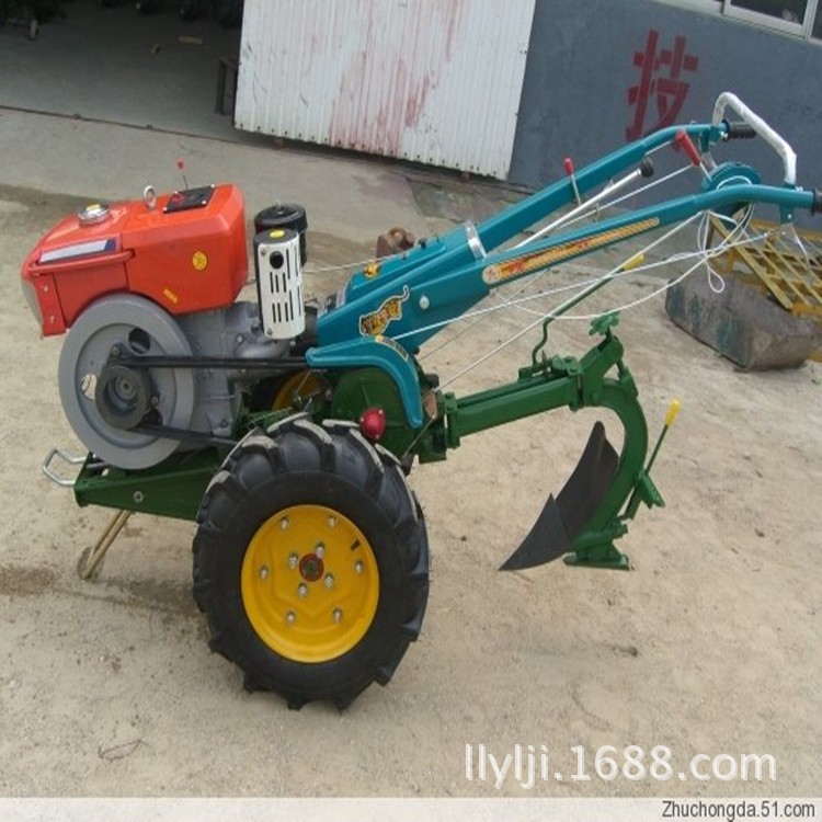 新型多功能微耕机小型田园管理机 农用开沟微耕机 耕地翻土机图3