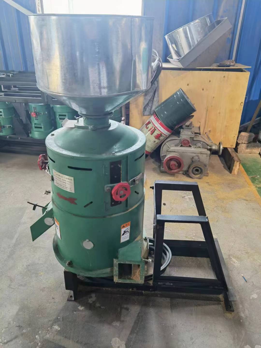 立式砂辊碾米机价格 330水稻脱壳碾米机图片 450大型碾米机-配件图3