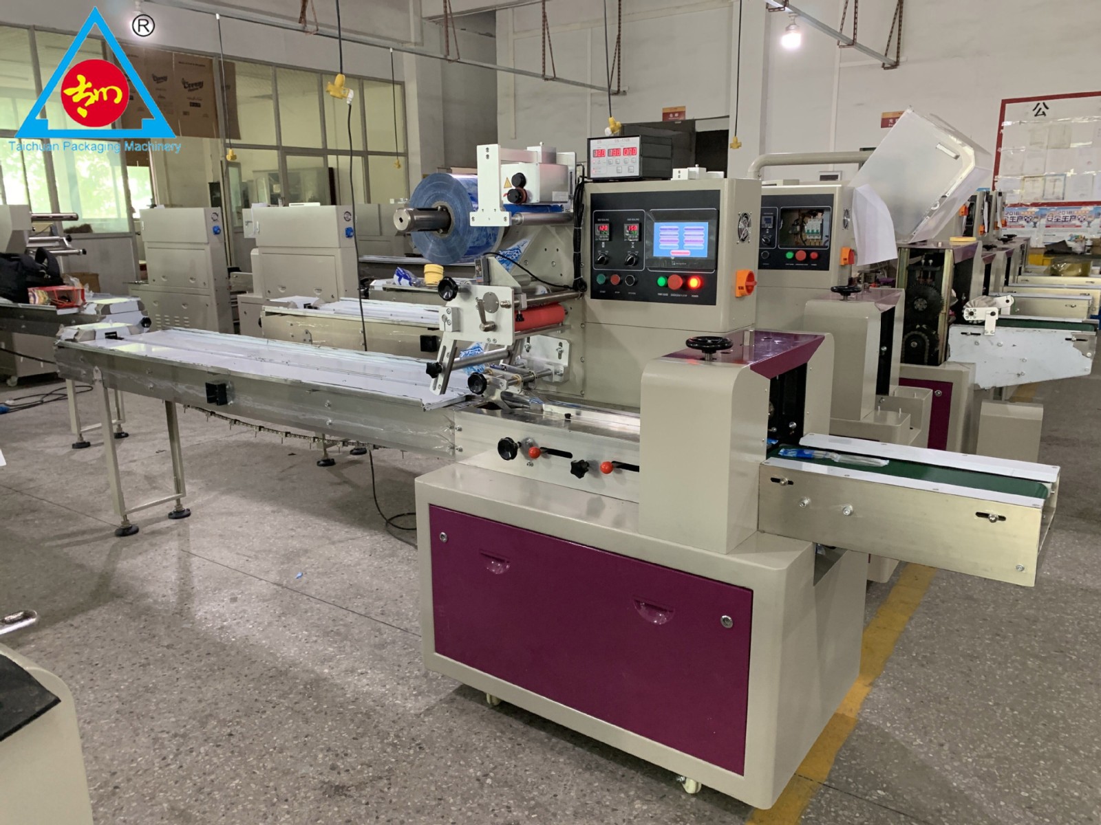 厂家法式软面包包装机 全自动充气枕式面包包装机械设备生产线图4