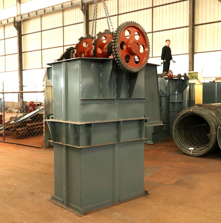 散装物料斗式提升机垂直NE系列机械矿山提升机单双链条斗式 提升机图3