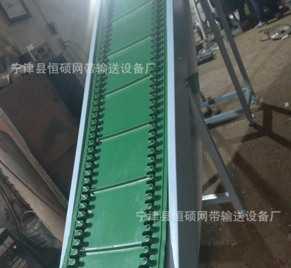 小型防静电皮带输送机注塑机输送线快递物流分拣移动式皮带输送机图4