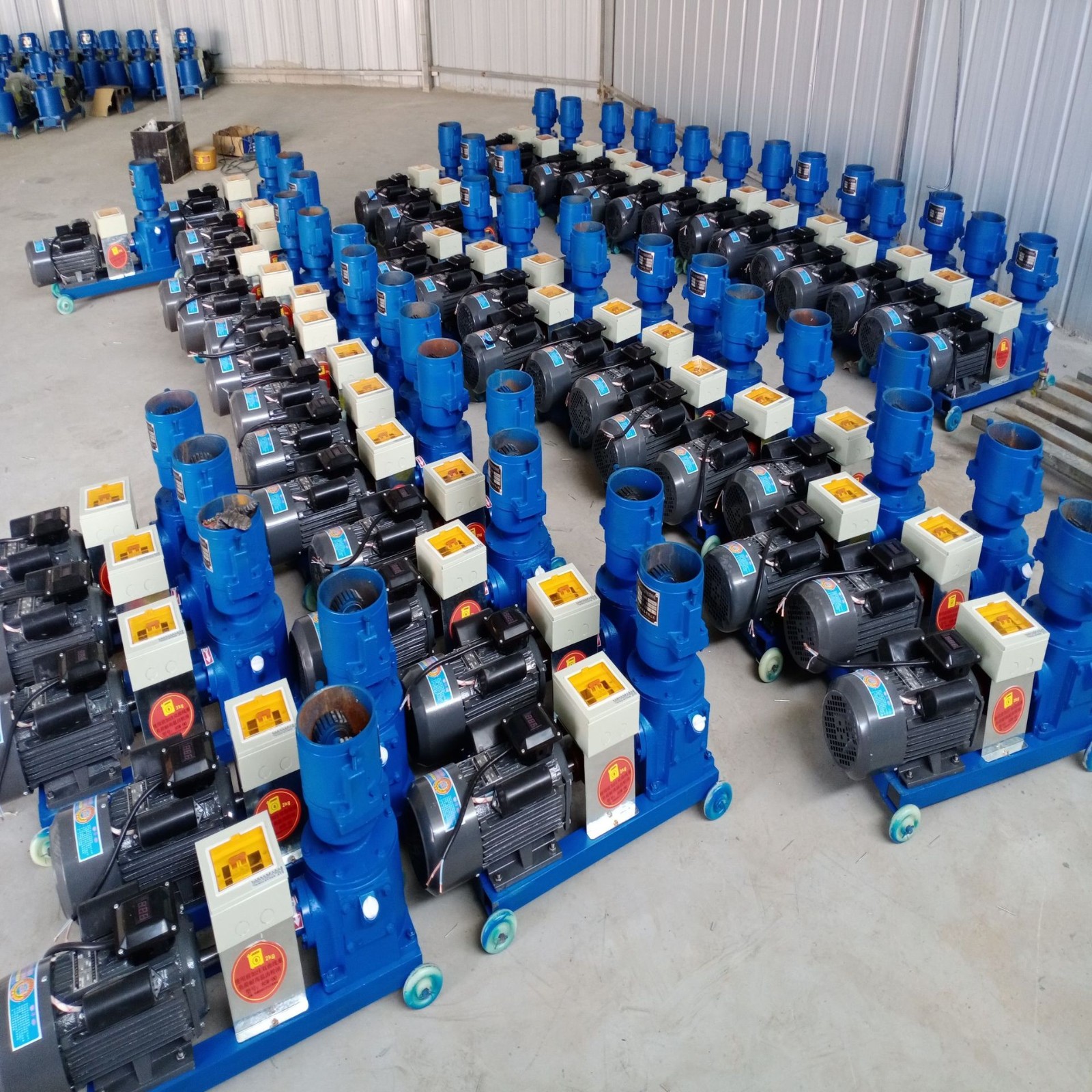 厂家供应饲料颗粒机饲料生产线 鸡鸭牛羊造粒机 养殖饲料加工设备图2