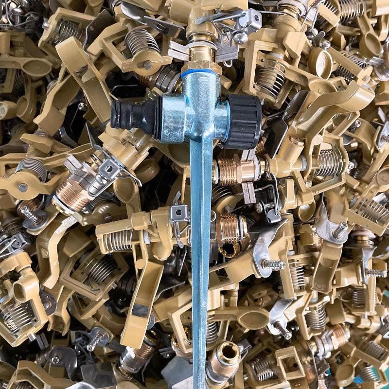 合金地插喷头喷嘴家庭园林灌溉工具厂家现货 地插喷嚏金属喷头图4