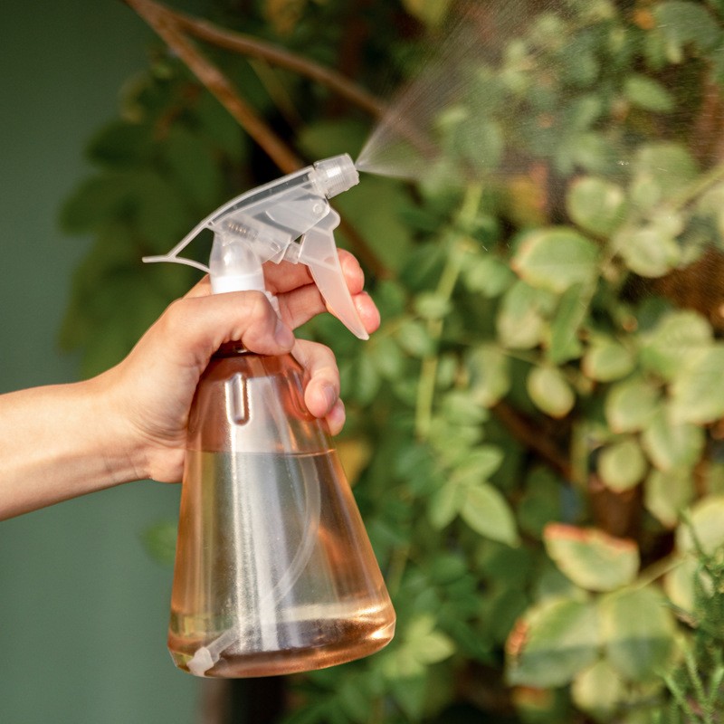 500ml消毒喷壶园艺家用手捏壶气压式喷雾器小型压力喷水壶喷雾瓶图3