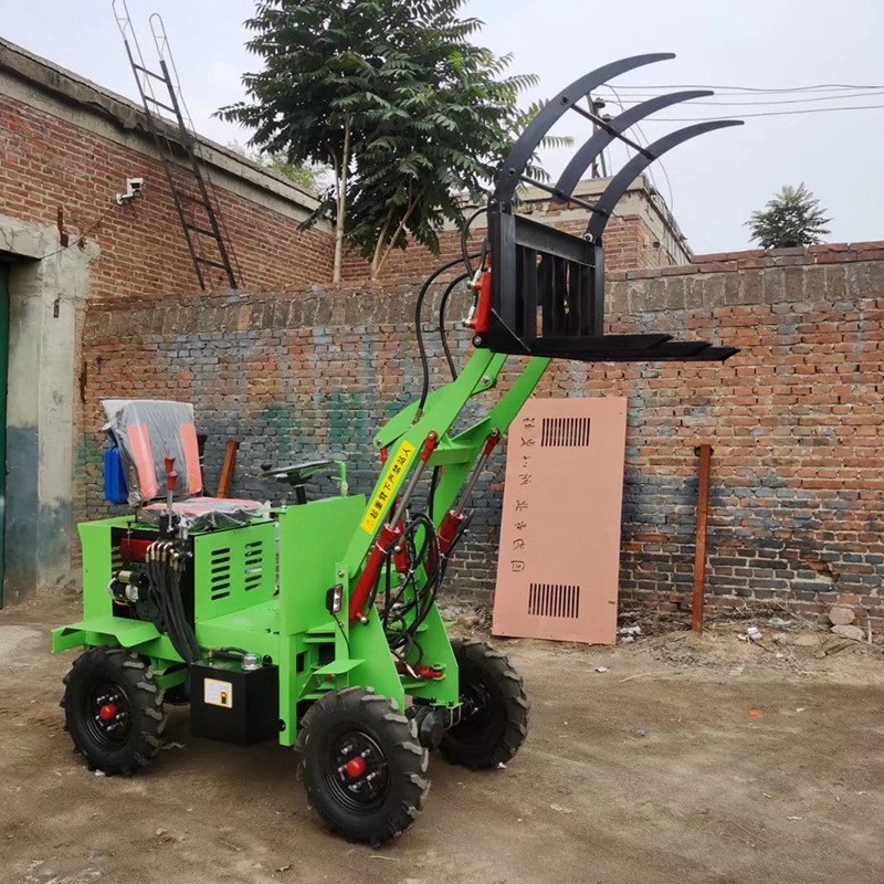 柴油四驱铲车小型电动装载机农用推柴油液压升降铲车养殖场小铲车图2