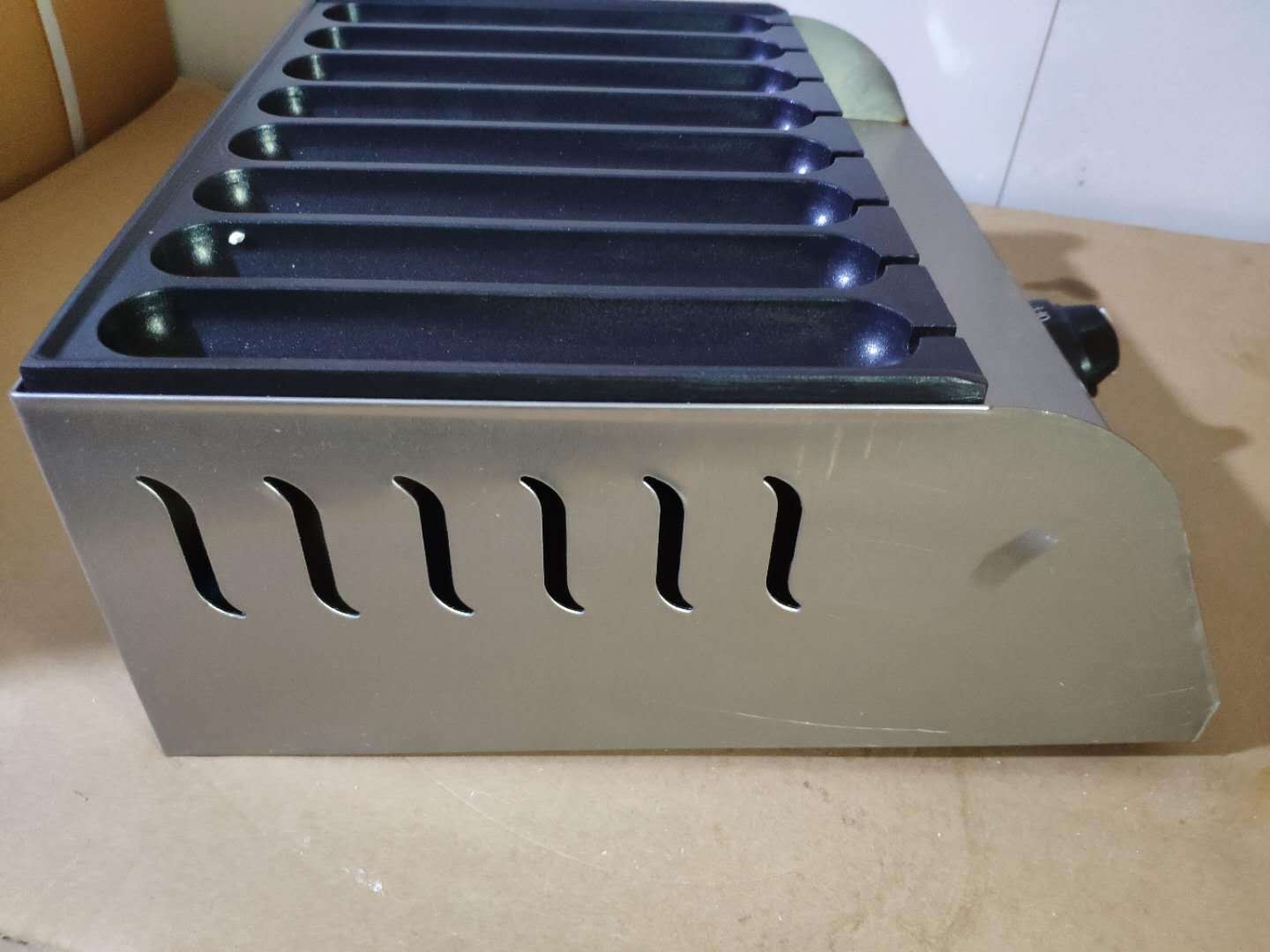 8管霍氏秘制烤肠机燃气烤香肠机热狗商用烤肠法式自制手工鸡肉肠图2