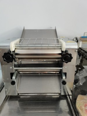 晟阳280台式不锈钢电动压面机商用面条面皮机饺子皮揉面机大功率图2