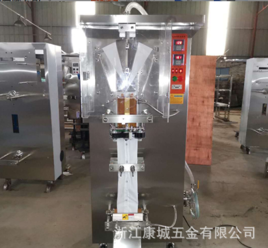 厂家批发SJ-1000黄酒料酒牛奶酸奶灌装机 液体袋装水包装机图1