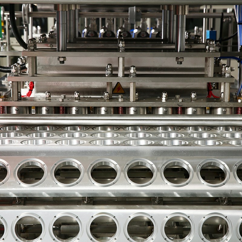 大型全自动珍珠奶茶灌装封口机 液体颗粒自动灌装一出六封口机图2