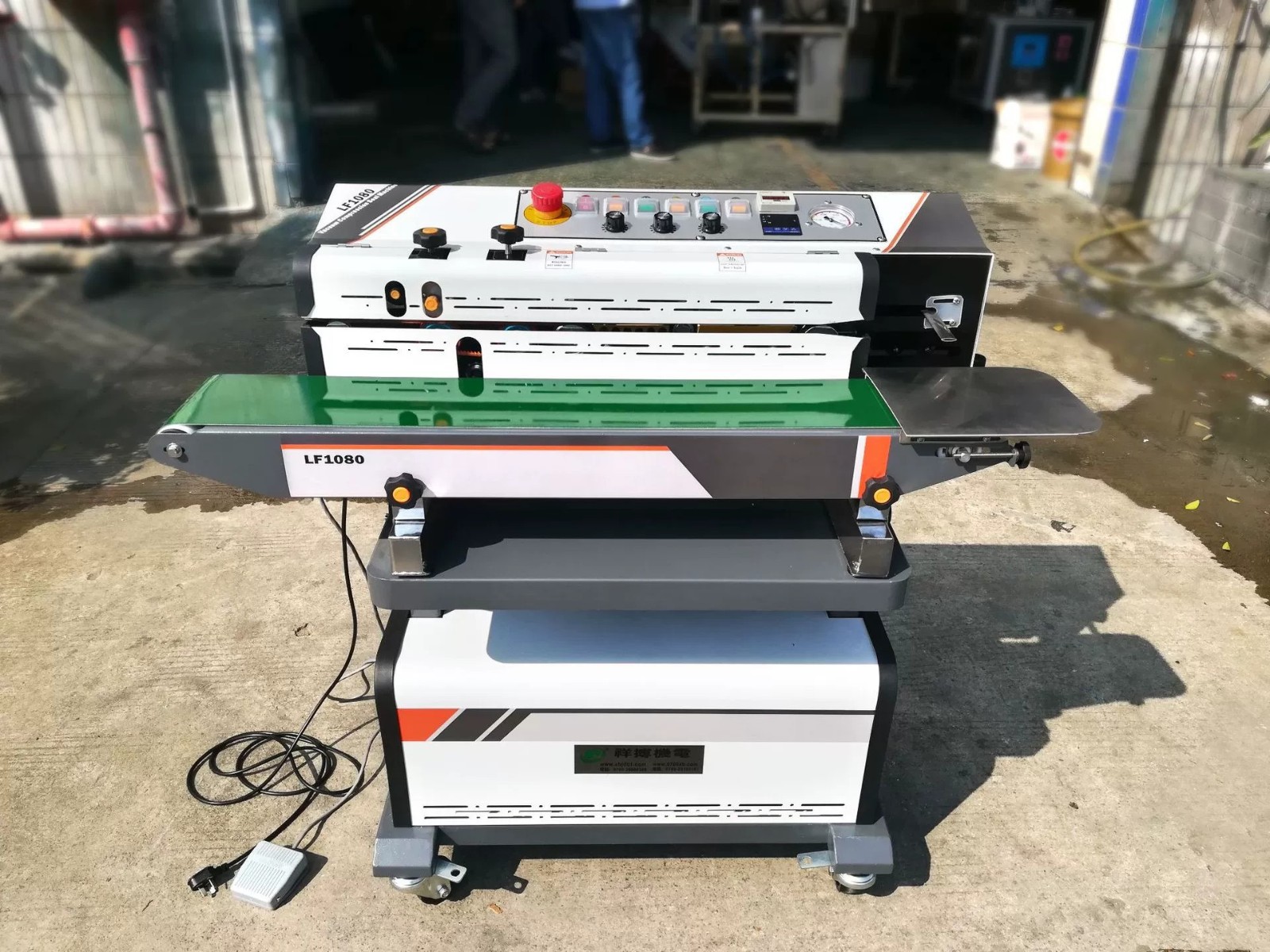 口罩封口机 氮气包装封口机 食品袋抽真空封口机 连续式包装机图3