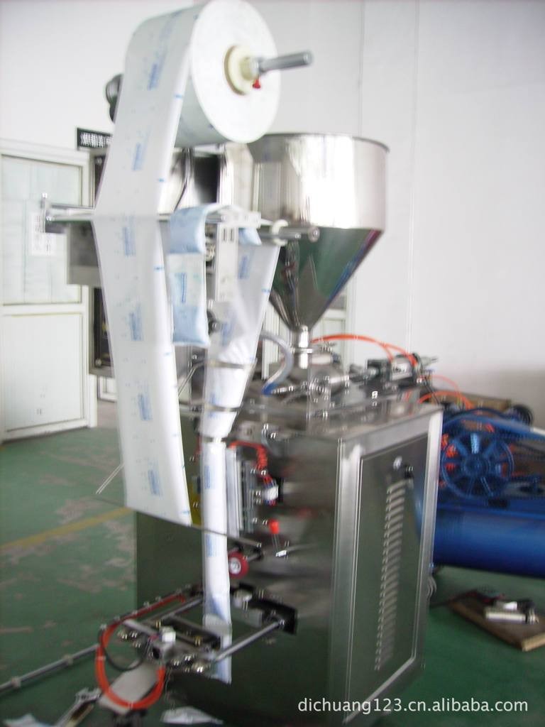 自动液体包装机，饮料包装机，辣椒油包装机图5