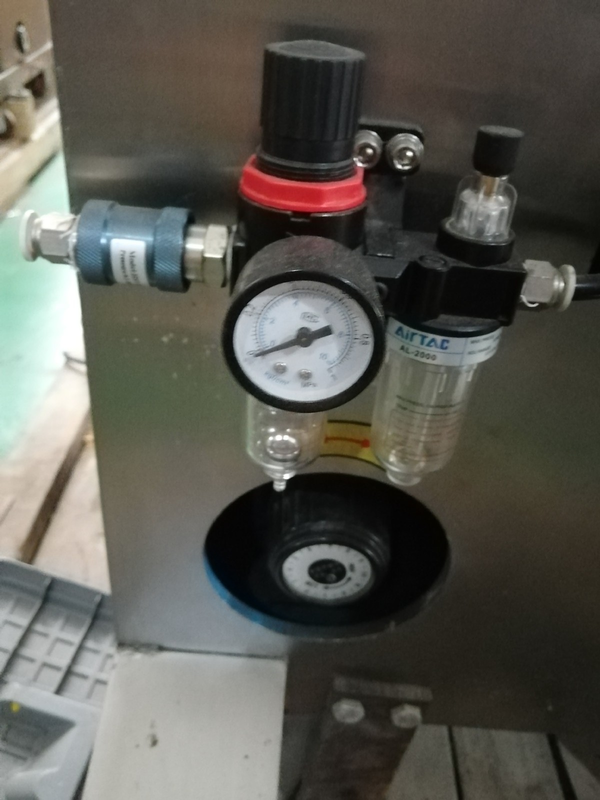 全自动迷你奶油夹心巧克力糖果小袋包装机图3